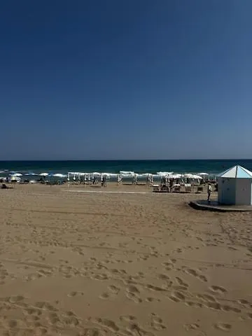 Villa Wally A Mare Rosa Marina
